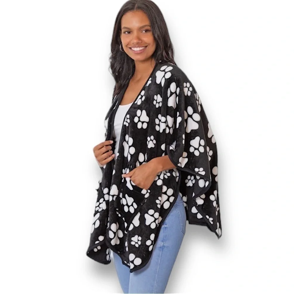 Animal Rescue Site Pocket Shawl Super Cozy Fleece Black & White OS 74” N…